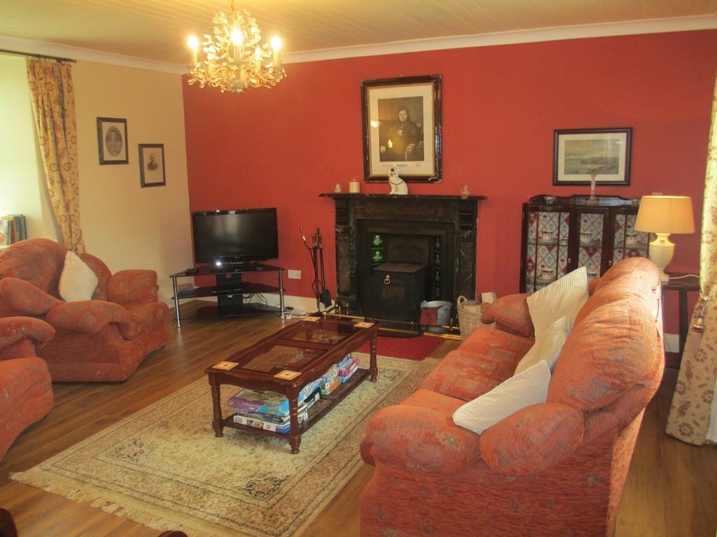 Tralia Farmhouse Self Catering Farranfore Zimmer foto